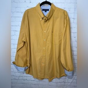 Tommy Hilfiger size XL gold & white plaid button down